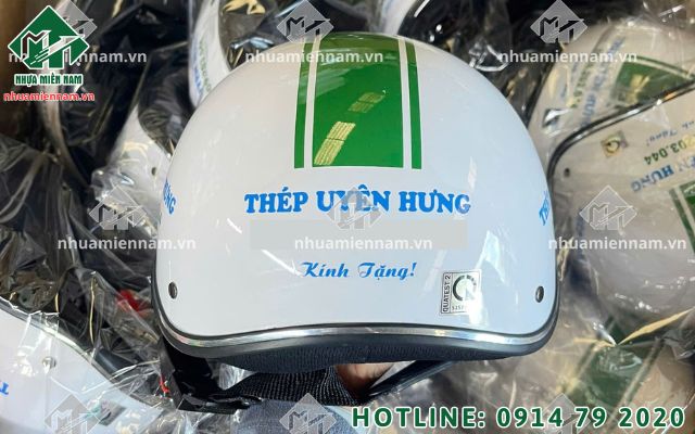 Hướng dẫn các shop thời trang cách bảo quản nón bảo hiểm trưng bày